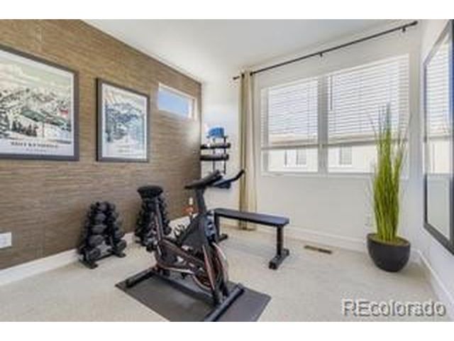 15558 W Washburn Ave, Lakewood, CO 80228