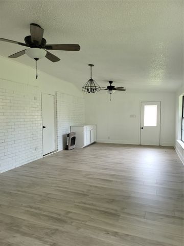 345 Warriner Avenue, Shreveport, LA 71107