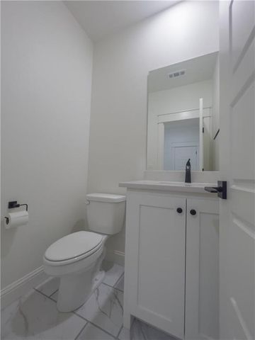 8 Rearsby Lane, Bella Vista, AR 72715