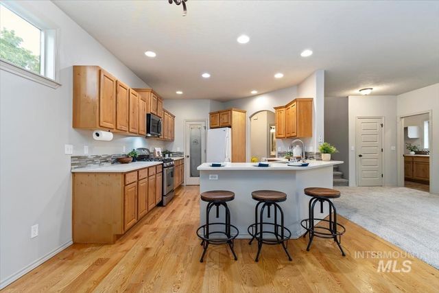 39 S Leona Circle, Boise, ID 83705