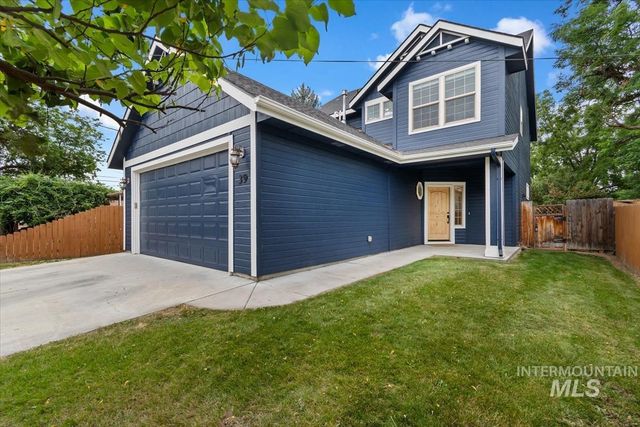 39 S Leona Circle, Boise, ID 83705