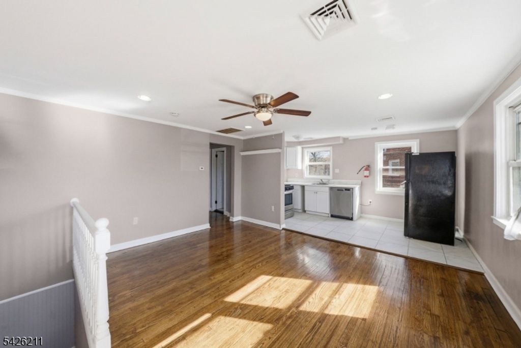 763 Audrey Dr, Rahway City, NJ 07065