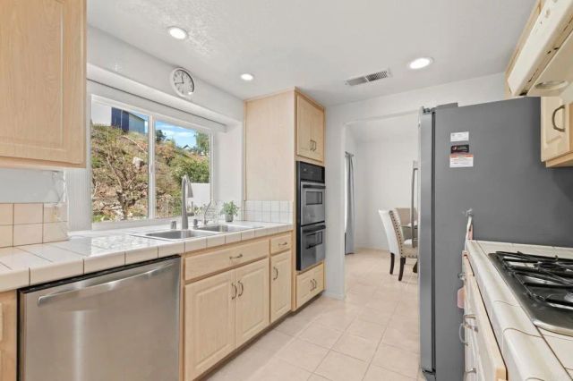 10250 Greenleaf Road, Spring Valley, CA 91977