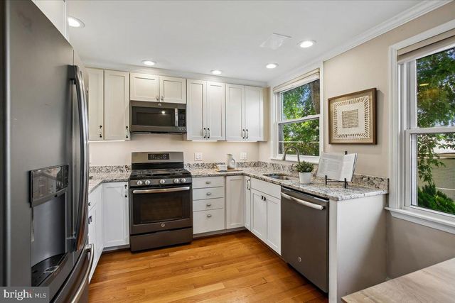 3804 KEMPER RD, Arlington, VA 22206