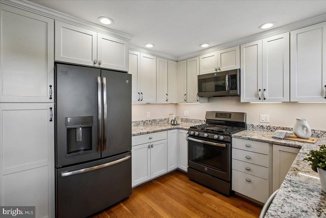 3804 KEMPER RD, Arlington, VA 22206