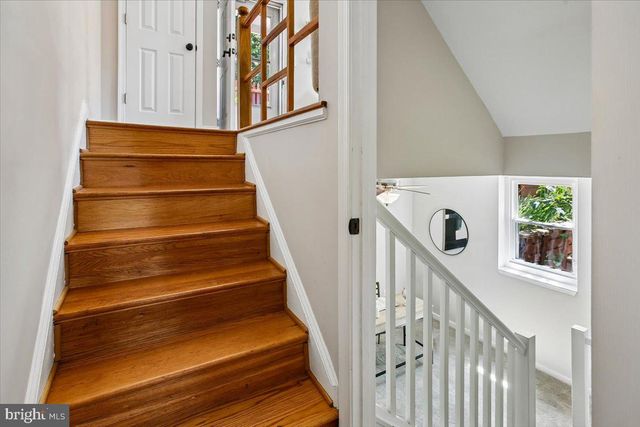 3804 KEMPER RD, Arlington, VA 22206