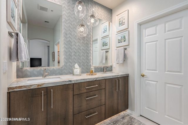 100 COLINAS --, Sedona, AZ 86351