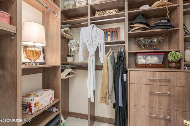 100 COLINAS --, Sedona, AZ 86351