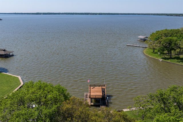 123 Autumn Wood Trail, Gun Barrel City, TX 75156