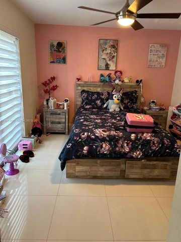 5455 NW 59th Pl, Tamarac, FL 33319