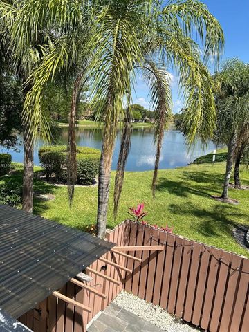 5455 NW 59th Pl, Tamarac, FL 33319
