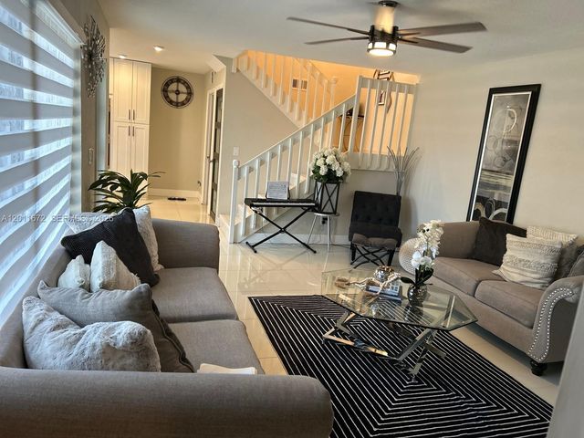 5455 NW 59th Pl, Tamarac, FL 33319