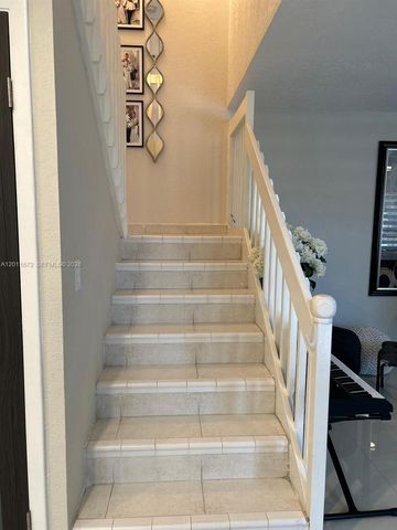 5455 NW 59th Pl, Tamarac, FL 33319