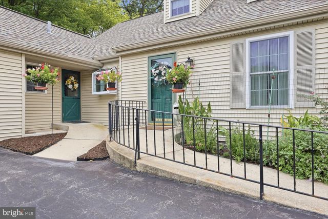 367 S BALDERSTON DR, Exton, PA 19341