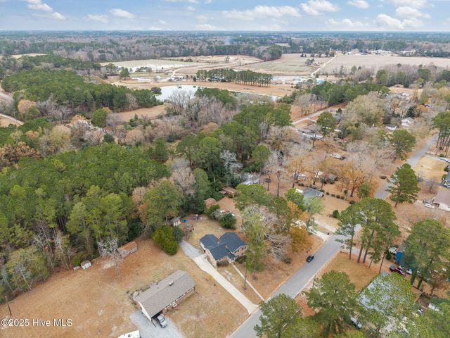 206 Pamlico Drive, Washington, NC 27889