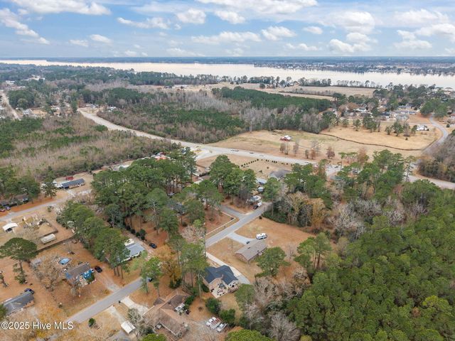 206 Pamlico Drive, Washington, NC 27889