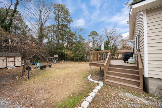 206 Pamlico Drive, Washington, NC 27889