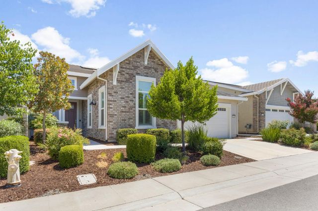 7016 Orbital Ln, Roseville, CA 95747
