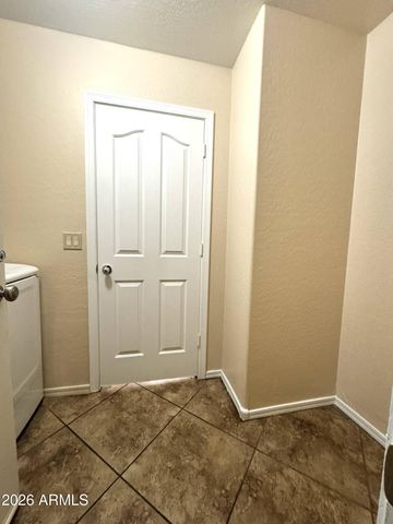 3304 S 80TH Drive, Phoenix, AZ 85043