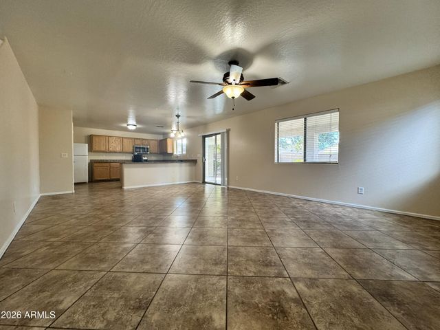 3304 S 80TH Drive, Phoenix, AZ 85043