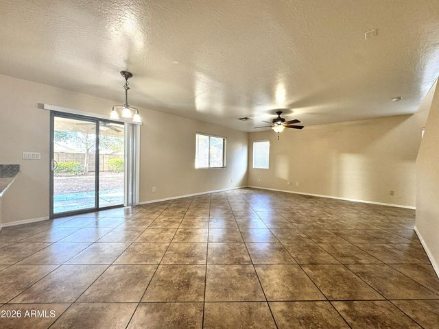 3304 S 80TH Drive, Phoenix, AZ 85043