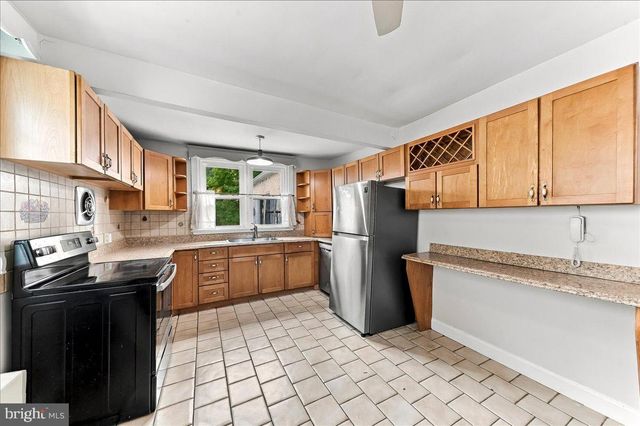 822 14TH AVE, Prospect Park, PA 19076