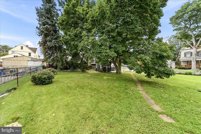 822 14TH AVE, Prospect Park, PA 19076