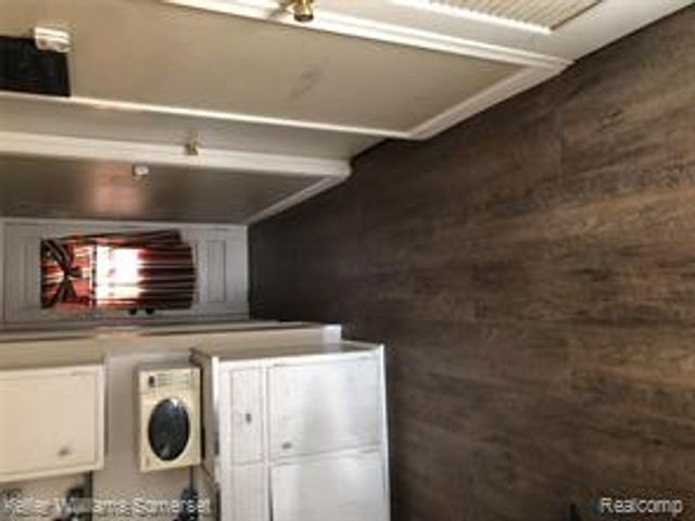 4186 Drouillard Street, Lincoln Park, MI 48146