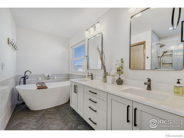 5729 Blue Mountain Circle, Longmont, CO 80503