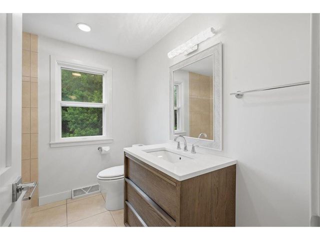N8855 1031st Street, River Falls, WI 54022