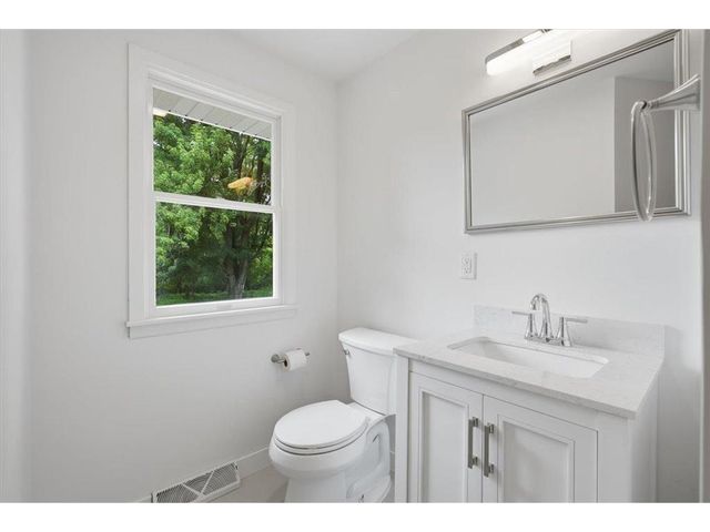 N8855 1031st Street, River Falls, WI 54022