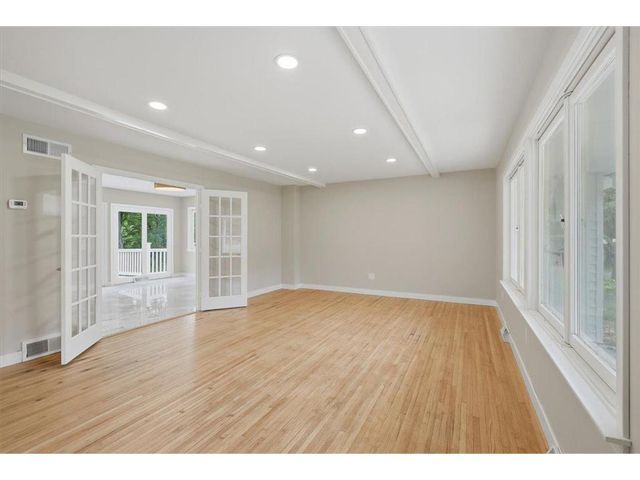N8855 1031st Street, River Falls, WI 54022