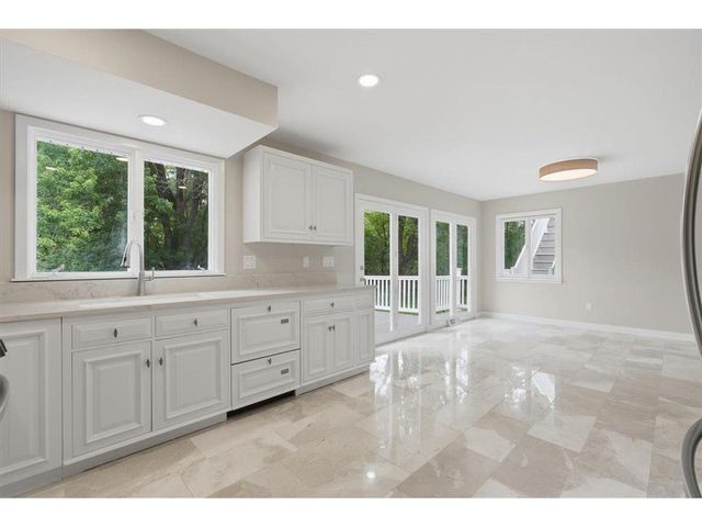 N8855 1031st Street, River Falls, WI 54022