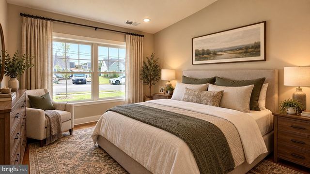 225 PENN AVE, Edison, NJ 08817