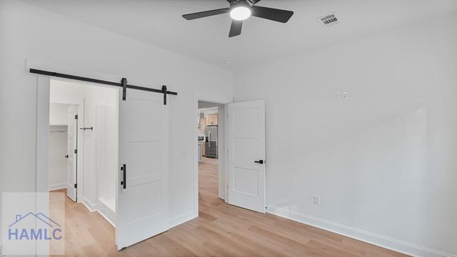 150 Lakeview Drive, Jesup, GA 31545