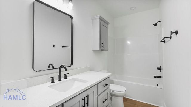 150 Lakeview Drive, Jesup, GA 31545