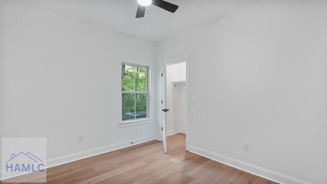 150 Lakeview Drive, Jesup, GA 31545