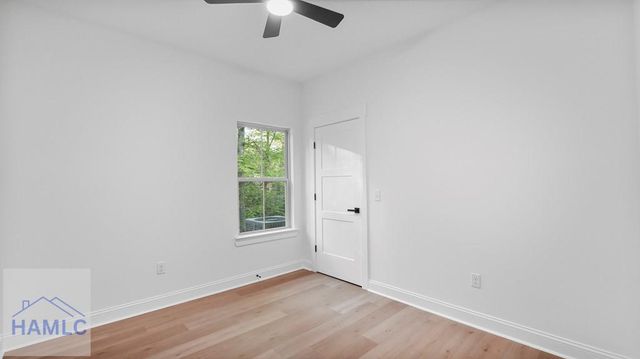 150 Lakeview Drive, Jesup, GA 31545