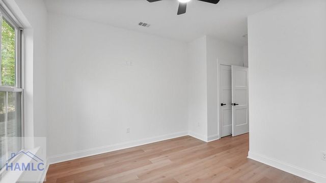 150 Lakeview Drive, Jesup, GA 31545