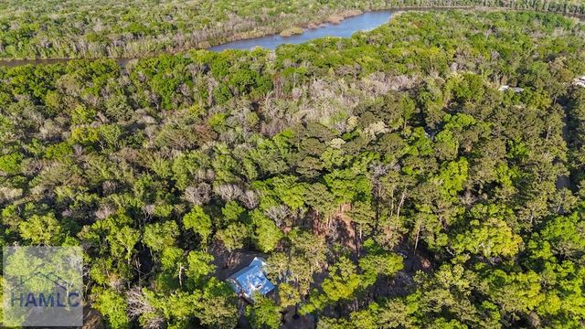 150 Lakeview Drive, Jesup, GA 31545