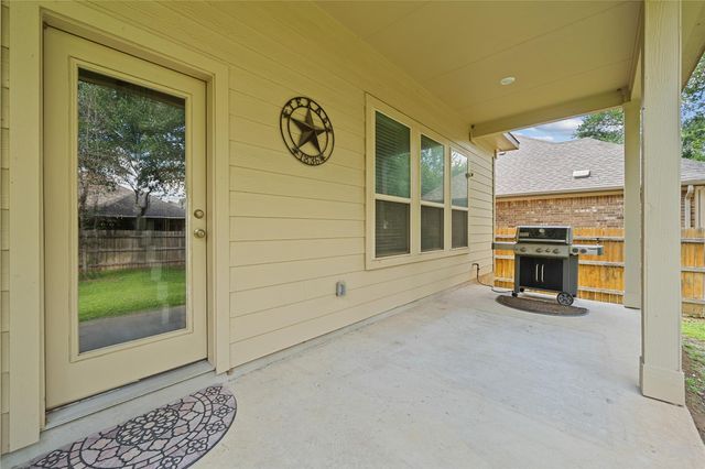 141 Sangaree DR, Buda, TX 78610