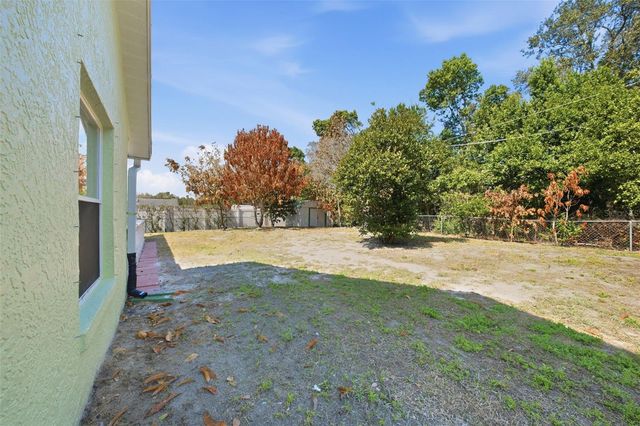 2200 WALLINGFORD STREET, Deltona, FL 32738