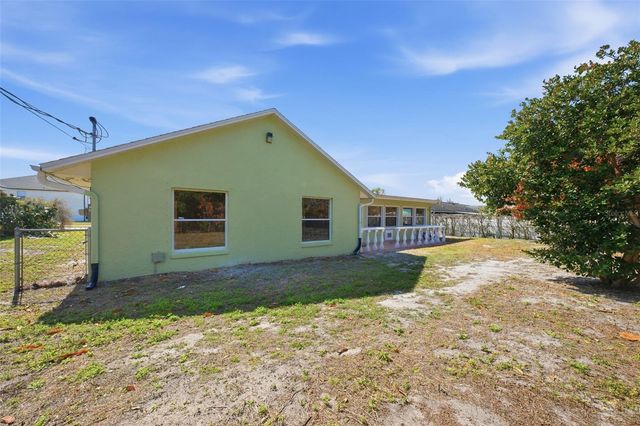 2200 WALLINGFORD STREET, Deltona, FL 32738