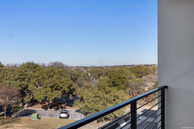 10899 S Hausman Rd 207, San Antonio, TX 78249
