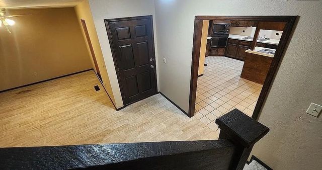 1616 Windhill Avenue, Edmond, OK 73034