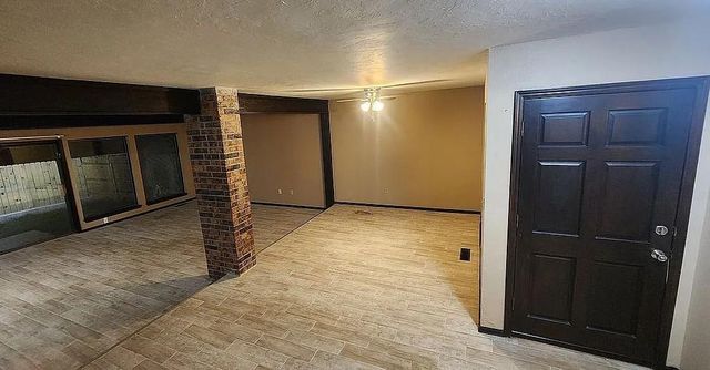 1616 Windhill Avenue, Edmond, OK 73034