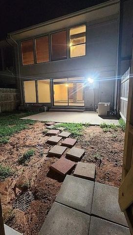 1616 Windhill Avenue, Edmond, OK 73034