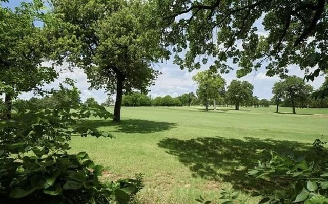 1616 Windhill Avenue, Edmond, OK 73034