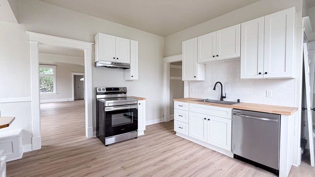 304 W Shannon Ave, Spokane, WA 99205