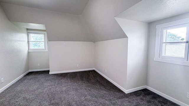 304 W Shannon Ave, Spokane, WA 99205